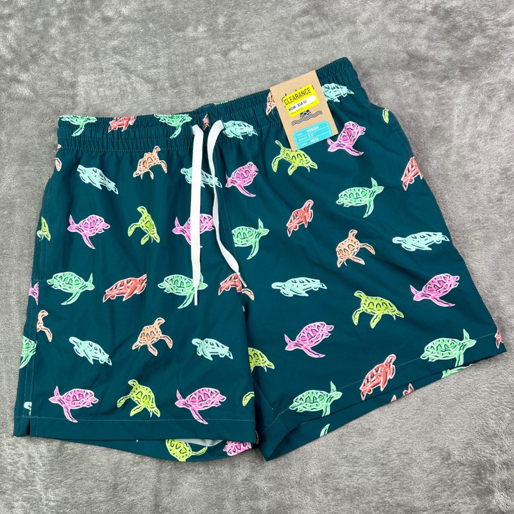 Chubbies The Turtally Awesomes Swim Trunks Mens Medium Green Turtle 5.5" Inseam